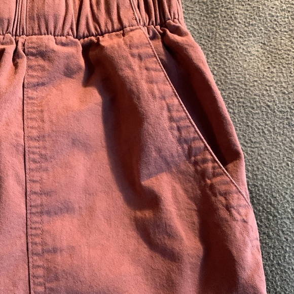 BTFBM brown shorts. Elastic & drawstring waistband. Front & back pockets. Size L - Picture 6 of 13